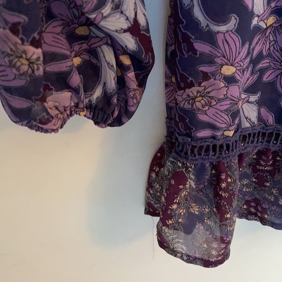 Xhilaration Floral Long Sleeve Peplum Boho Top, Size Medium - Picture 5 of 12